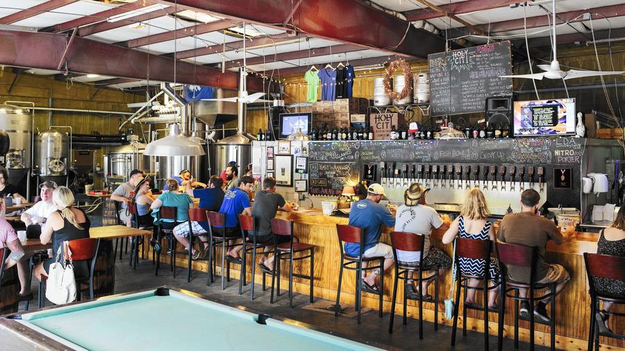 Charleston's craft beer scene emerges after late start ...